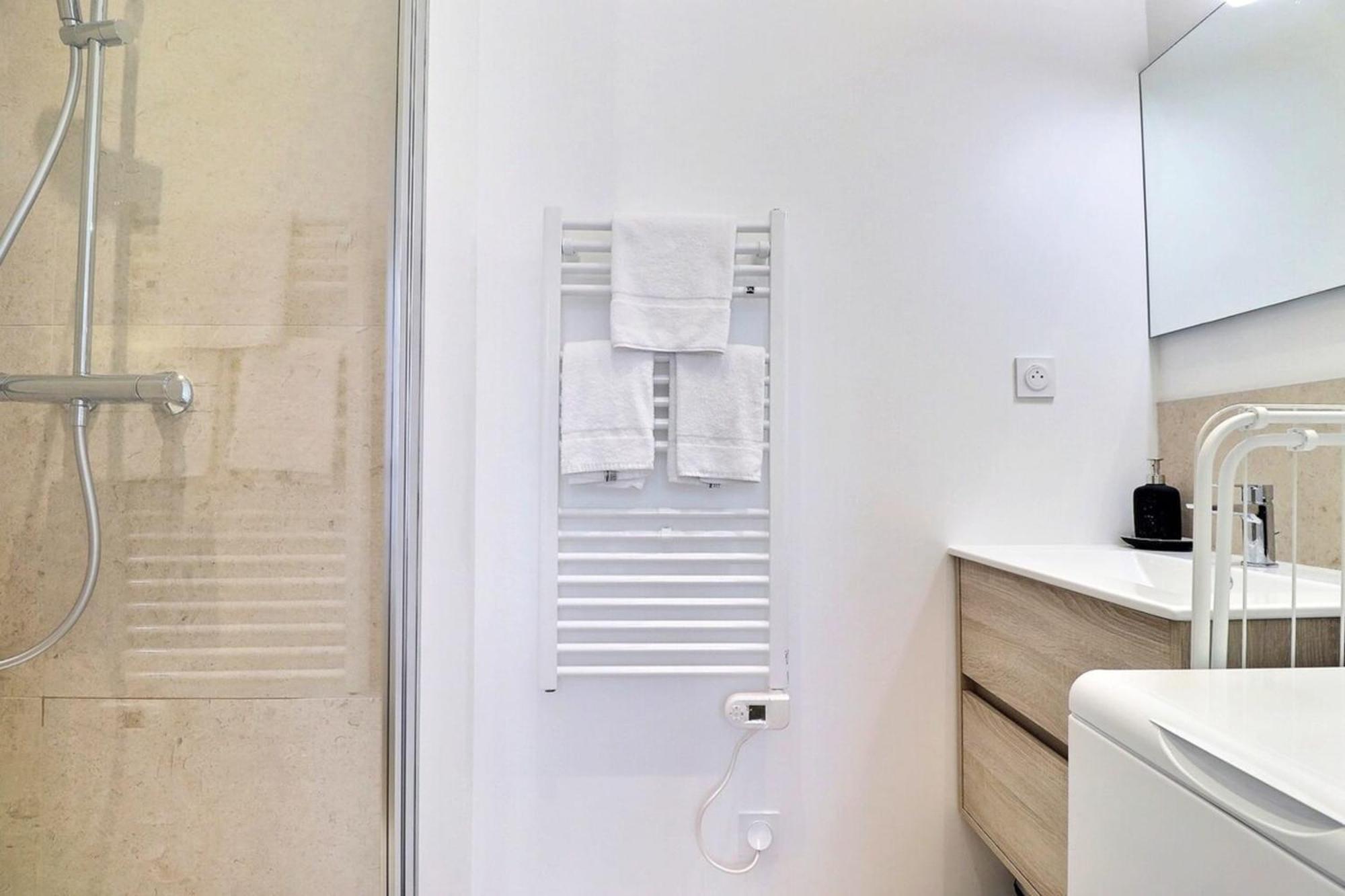 L'Origami - Lovely Newly Renovated Apartment With Garage - Villeurbanne Eksteriør billede